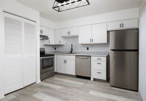 2-1587 40th Avenue, Vero Beach, FL, 32960 | Card Image