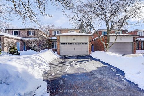 88 Spragg Cir, Markham, ON, L3P5W6 | Card Image