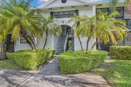 10316-935 Ne 199th St, Miami, FL, 33179-3034 | Card Image