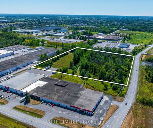 opt-3-805 Boundary Rd, Cornwall, ON, K6H6K8 | Card Image
