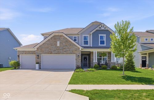 1427 Oak Lake Ln, Brownsburg, IN, 46112-7607 | Card Image