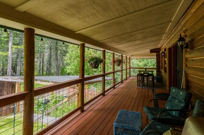 Wrap-around deck | Image 7