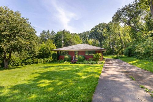 9A31 Pine Ct, APPLE RIVER, IL, 61001-9515 | Card Image