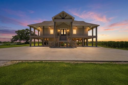 7165 Backridge Road, Sabine Pass, TX, 77640 | Card Image