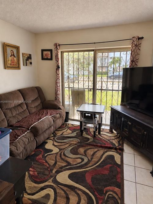 103-6820 W Flagler St, Miami, FL, 33144-2848 | Card Image