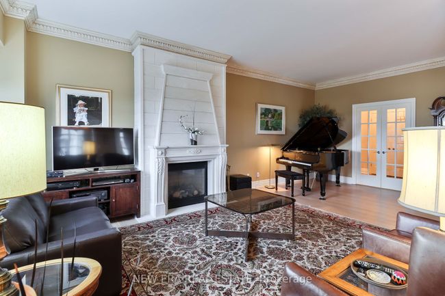 PH1 - 2855 Bloor St W, Condo with 2 bedrooms, 3 bathrooms and 2 parking in Etobicoke ON | Image 5