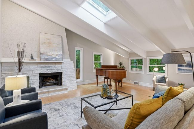 3518 Chowen Pl, House other with 3 bedrooms, 3 bathrooms and null parking in Minneapolis MN | Image 8