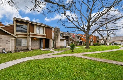 12569 Wellington Park Dr, Houston, TX, 77072-3961 | Card Image