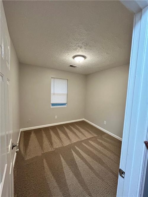 7066 Oakhill Cir, Austell, GA, 30168-6855 | Card Image
