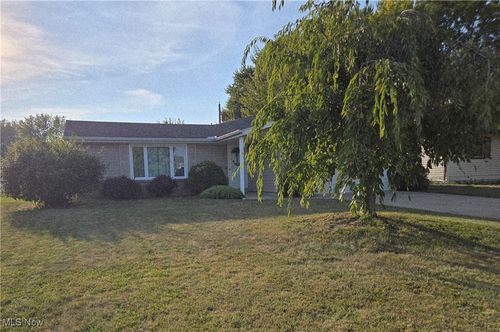 4036 Kenyon Ave, Lorain, OH, 44053-2336 | Card Image
