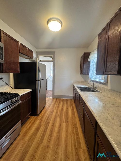 307 E Green Ave, Gallup, NM, 87301 | Card Image