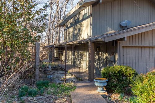 2213 Hominy Branch Ct, COLUMBIA, MO, 65201-6113 | Card Image