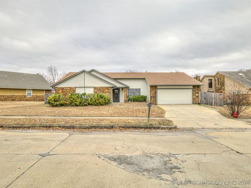 2505 W Washington Place, Broken Arrow, OK, 74012 | Card Image