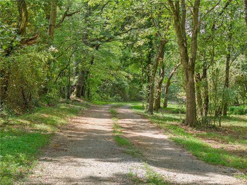 8285 Campground Rd, Clermont, GA, 30527-1628 | Card Image