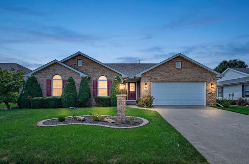 701 Pheasant Run Rd, Tuscola, IL, 61953-9235 | Card Image