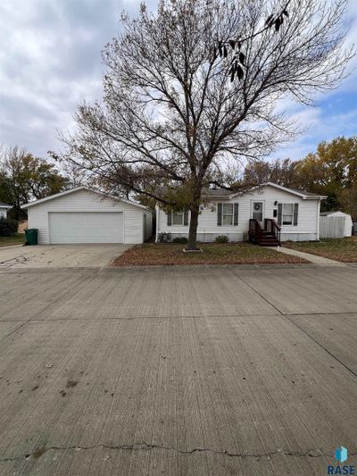 901 Mallard Pl, House other with 3 bedrooms, 1 bathrooms and null parking in Sioux Falls SD | Image 1