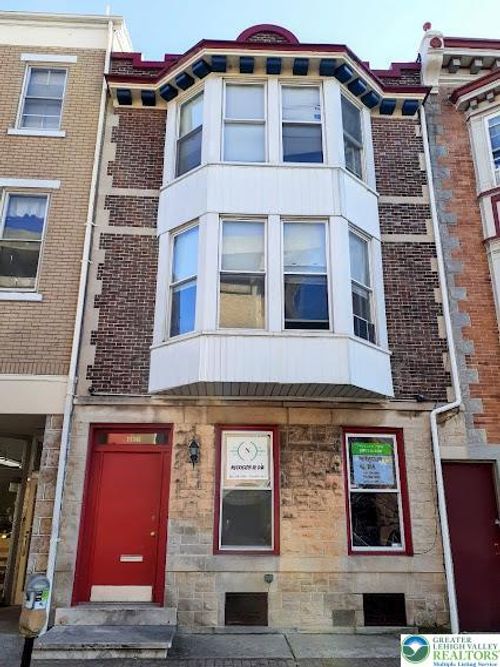 2nd-floor-2r-1116 W Hamilton Street, Allentown City, PA, 18101 | Card Image