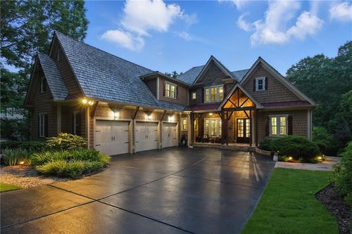 648 Dogwood Way, Dawsonville, GA, 30534-5784 | Card Image