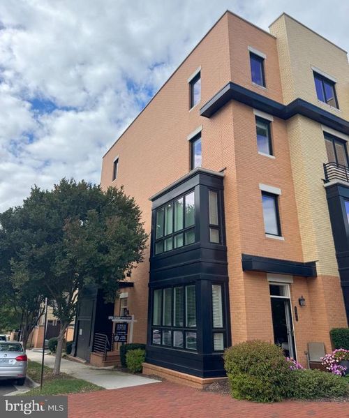 620 Mckenzie Ave, ALEXANDRIA, VA, 22301-1184 | Card Image