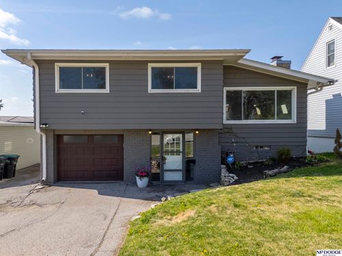 6467 William St, Omaha, NE, 68106-1547 | Card Image