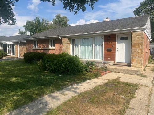 439 West Ave, Elmhurst, IL, 60126-2127 | Card Image