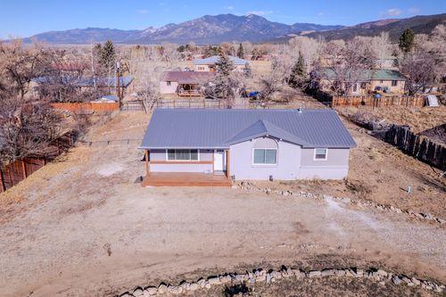 527 Camino Cortez, Taos, NM, 87571 | Card Image