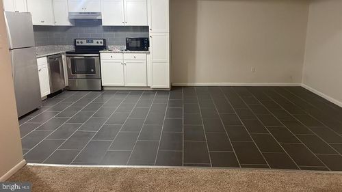 c311-64 Welsh Tract Rd, NEWARK, DE, 19713-2251 | Card Image