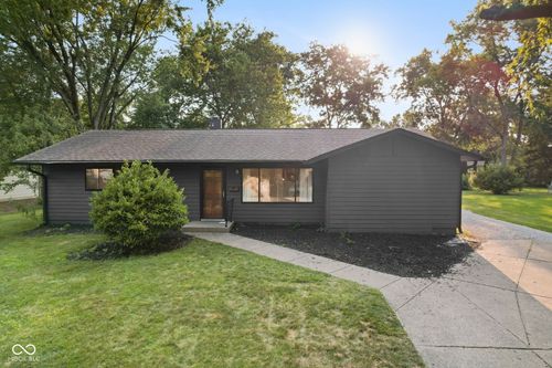 148 Park Ln, Carmel, IN, 46032-4221 | Card Image