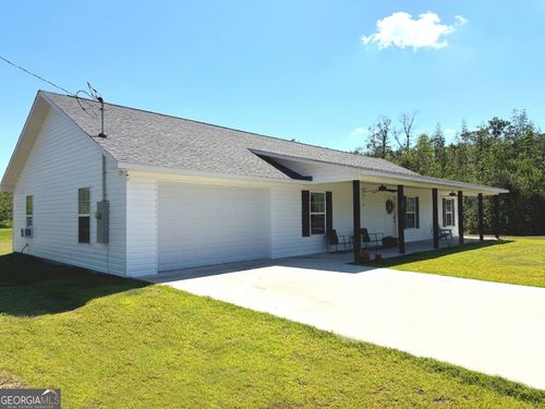 134 Hawks Landing Dr, Waynesville, GA, 31566-5210 | Card Image