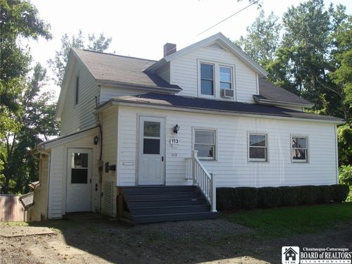 113 Prospect St, Fredonia, NY, 14063-1940 | Card Image