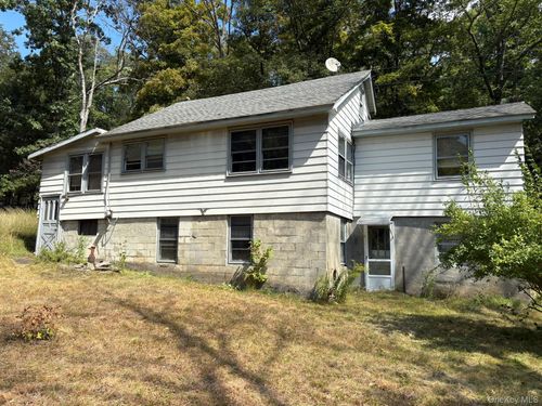 42 E Pond Lilly Rd, Ancram, NY, 12502-5100 | Card Image