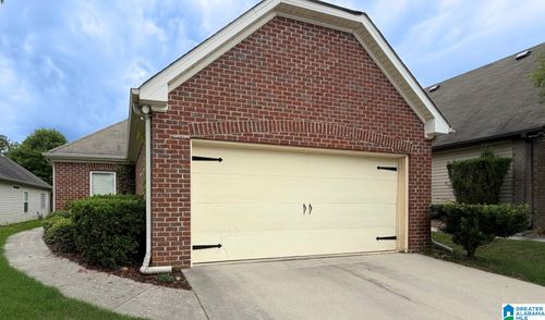 5276 Promenade Dr, Trussville, AL, 35173-6338 | Card Image