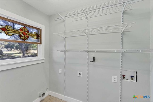 1012 7 Th St, House other with 2 bedrooms, 2 bathrooms and null parking in Blanco TX | Image 9