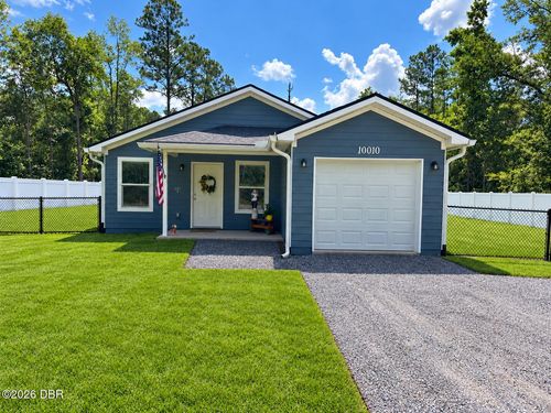 10010 Mcmahon Ave, HASTINGS, FL, 32145-4626 | Card Image