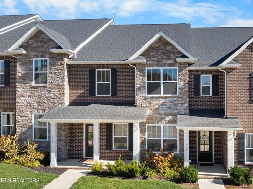 240 Broadberry Ave, Oak Ridge, TN, 37830 | Card Image