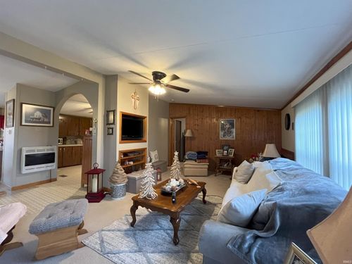 10695 Owensboro Reed Rd, Owensboro, KY, 42301-9232 | Card Image