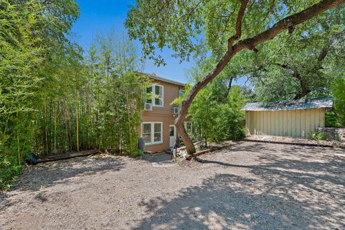 a-2810 Pearl St, Austin, TX, 78705-3557 | Card Image