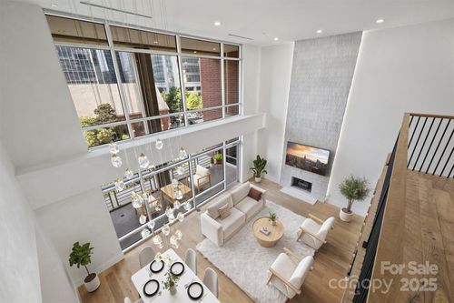 unit-301-435 S Tryon St, Charlotte, NC, 28202-1902 | Card Image