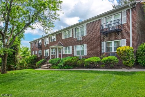 e4-100 Pierson Miller Dr, Pompton Lakes, NJ, 07442-1031 | Card Image