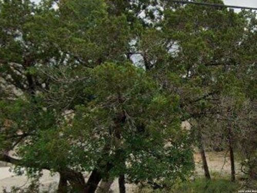 1075 Hedgestone, Canyon Lake, TX, 78133-2566 | Card Image