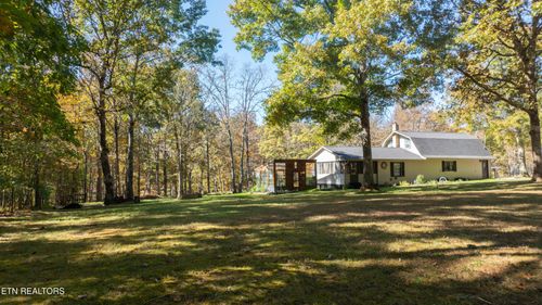 542 Laurel Rd, Crossville, TN, 38555-6826 | Card Image