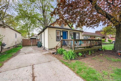 21718 Elizabeth St, Saint Clair Shores, MI, 48080-2923 | Card Image