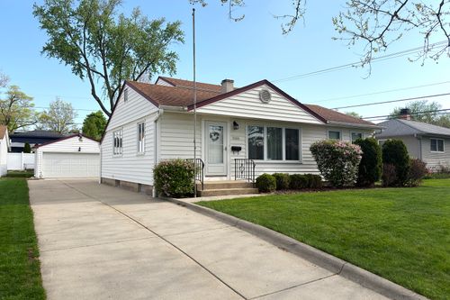 3000 Starling Ln, Rolling Meadows, IL, 60008-2643 | Card Image