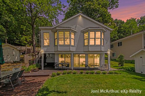 11613 Orchard Park Dr Ne, Sparta, MI, 49345 | Card Image
