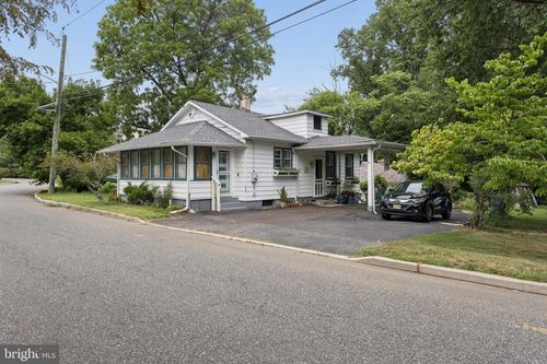 52 Thorntown Ln, BORDENTOWN, NJ, 08505-2223 | Card Image