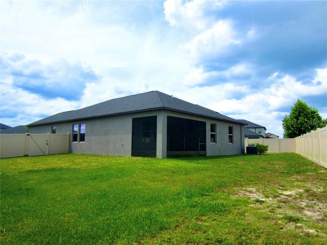 24815 Lambrusco Loop, House other with 4 bedrooms, 3 bathrooms and null parking in LUTZ FL | Image 36