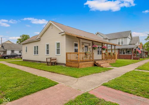 906 Sycamore St, Columbus, IN, 47201-4122 | Card Image