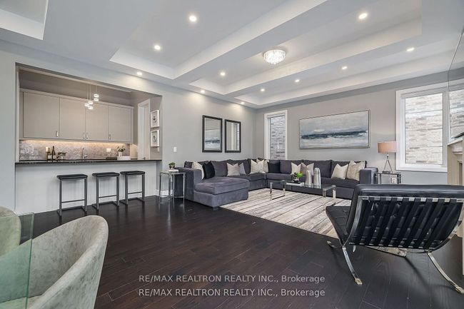 3 Redelmeier Crt, House other with 6 bedrooms, 6 bathrooms and 3 parking in Maple ON | Image 10