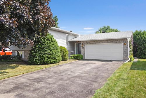 92 Cambridge Cres, Brockville, ON, K6V6L8 | Card Image
