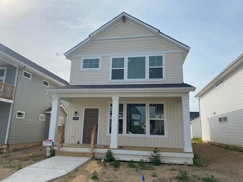 8266 Cook Crossing Dr Se, Byron Center, MI, 49315 | Card Image